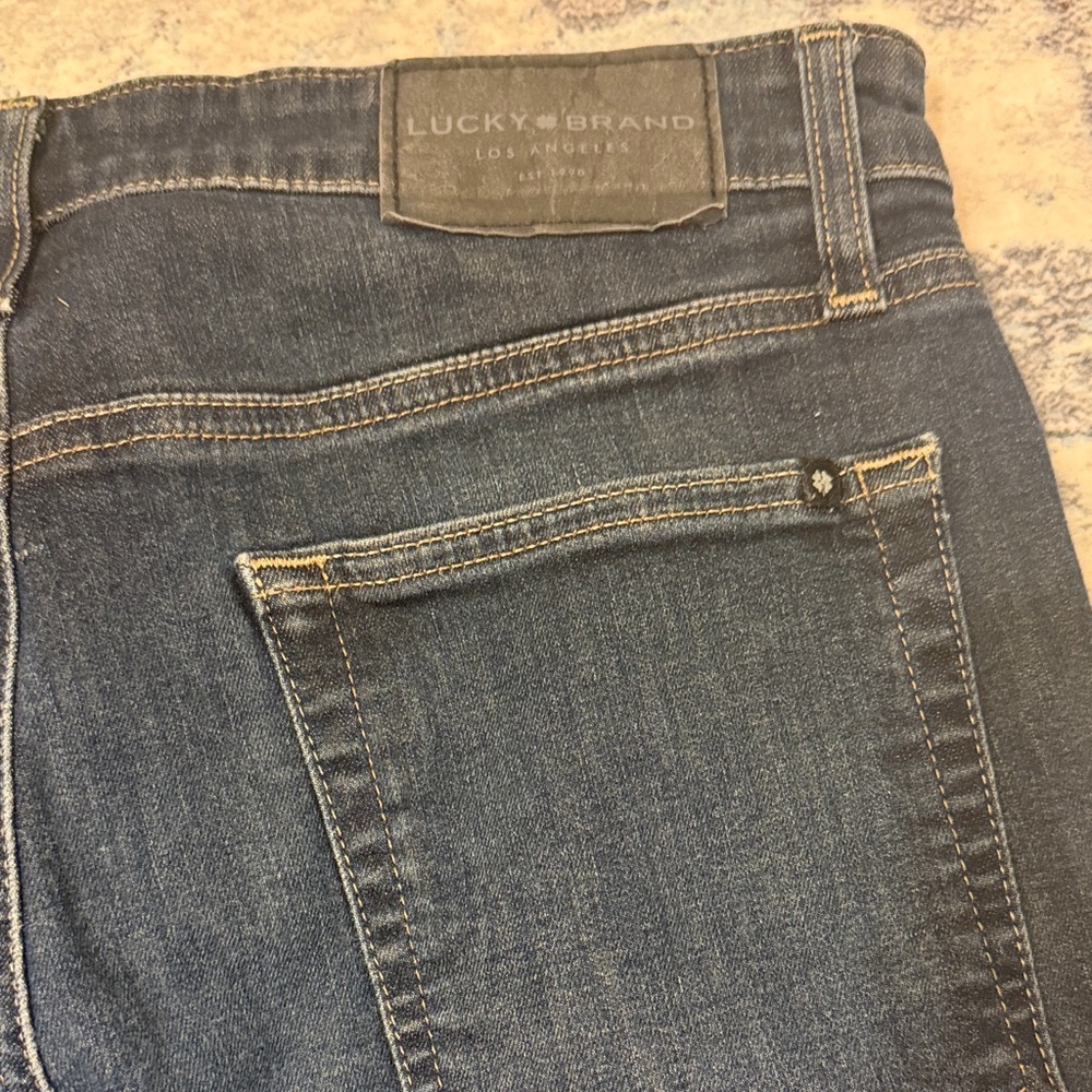 Lucky Skinny Jeans - Picture 7 of 8